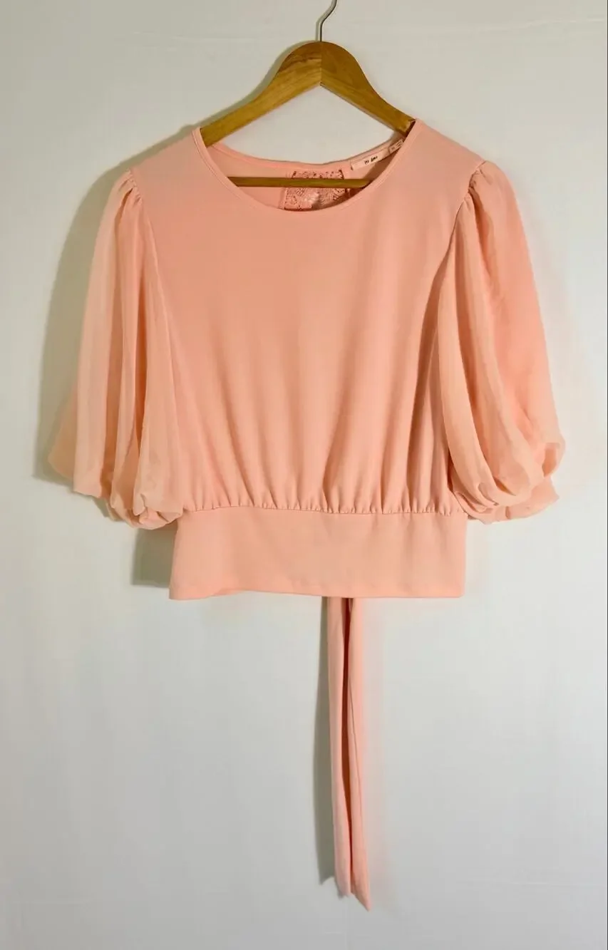 Mi Ami Blush Pink Open Back Lace Tie Blouse Women’s Medium